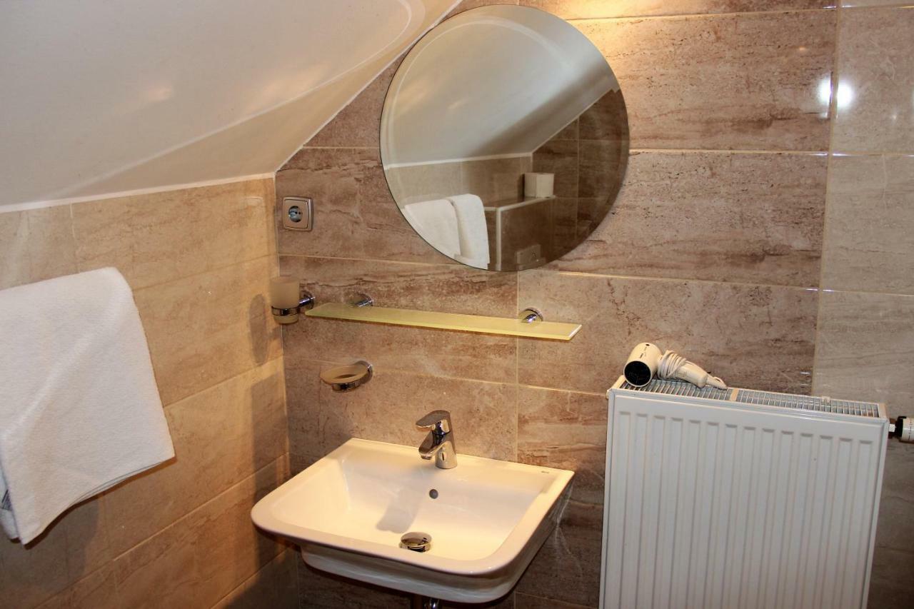 קרנייסקה גורה Apartments Koblar מראה חיצוני תמונה