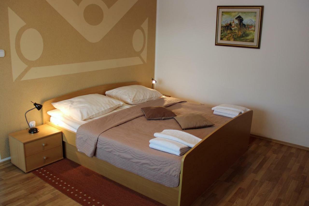 קרנייסקה גורה Apartments Koblar מראה חיצוני תמונה