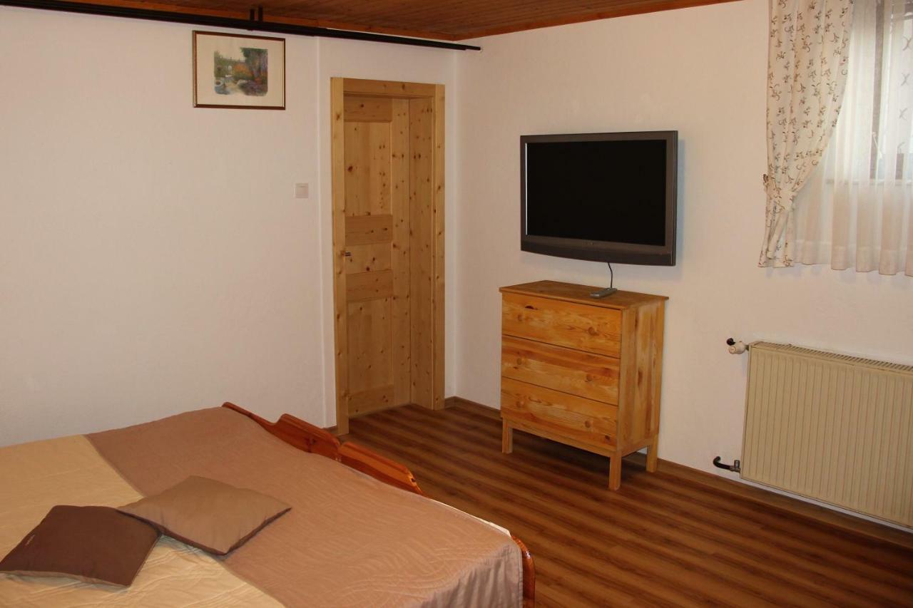 קרנייסקה גורה Apartments Koblar מראה חיצוני תמונה